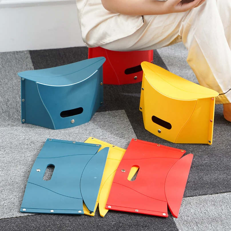 Plastic Portable Folding Stool - огляд і ціна Outdoor Camping Folding Chair